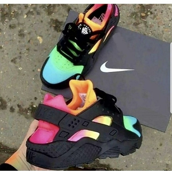 Nike Shoes - Huaraches